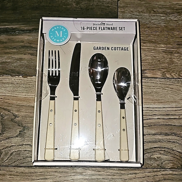 Martha Stewart 16-piece stainless steel flatware set garden